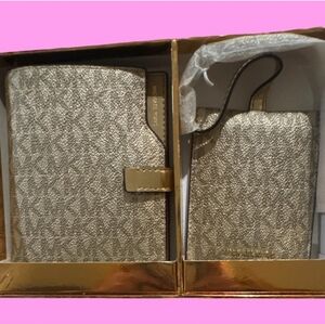 Michael Kors Shimmering Gold Accessory Set NWT